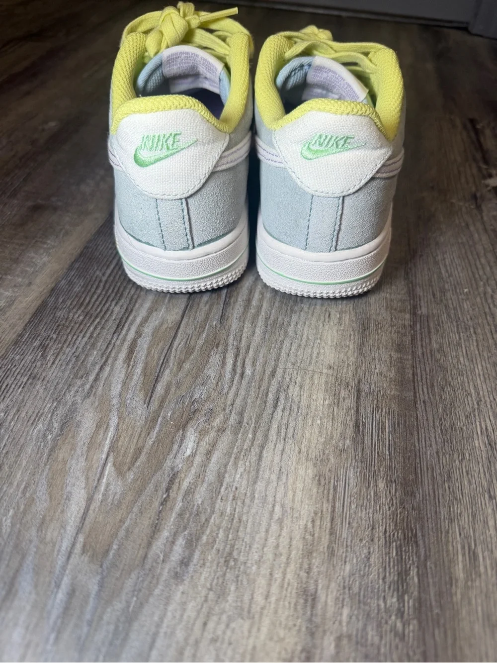 Kids Nike White Sneakers with Lavender, Mint & Yellow Accents size 2Y